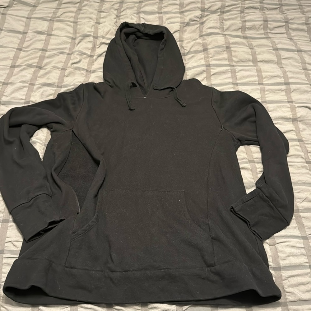 Nursing sweatshirt